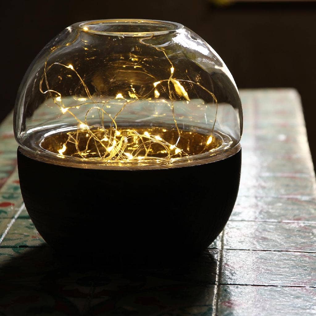 Metropolitan Flower Vase Dome