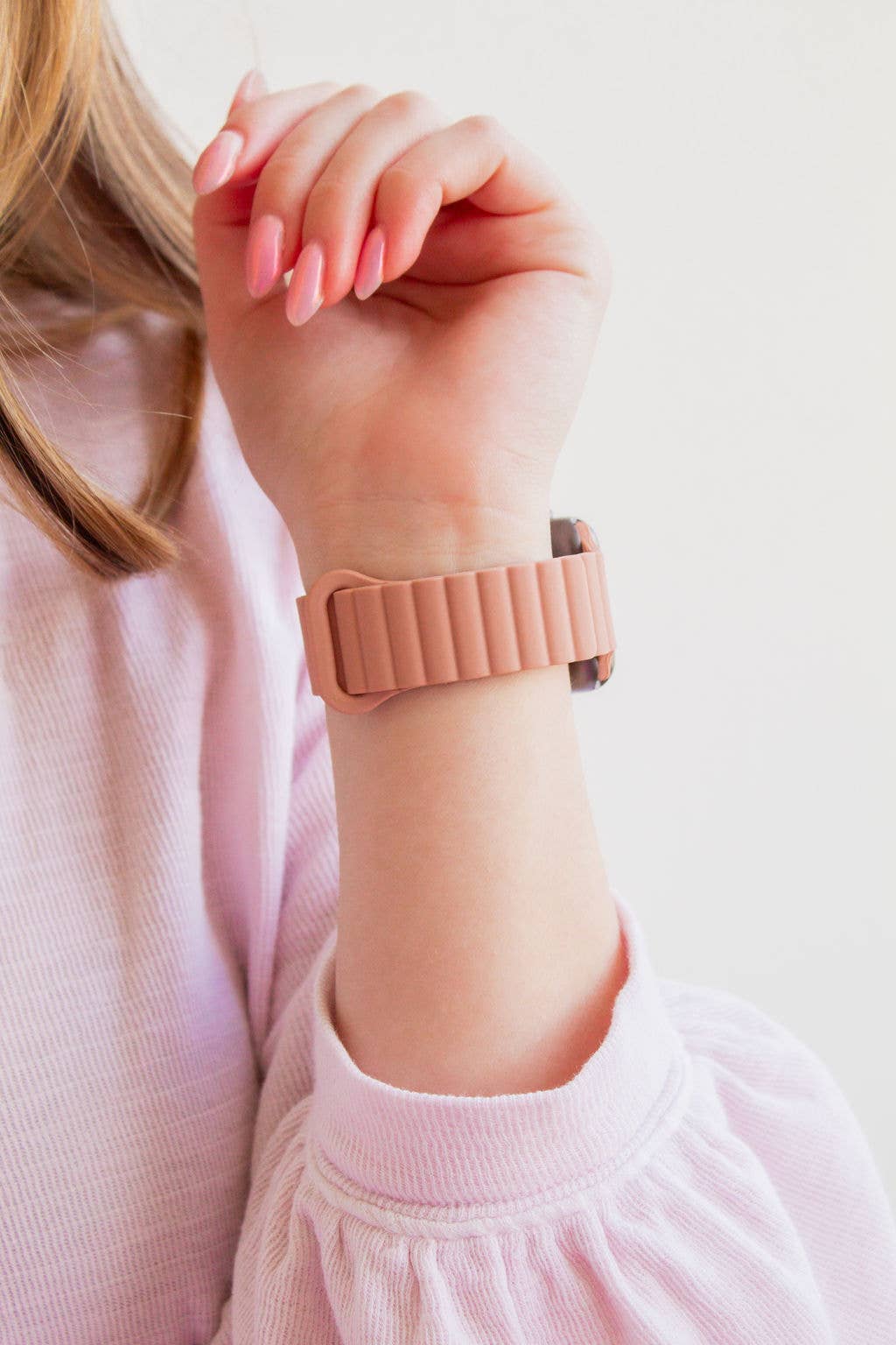 Blushing Apricot Magnetic Loop Watch Band