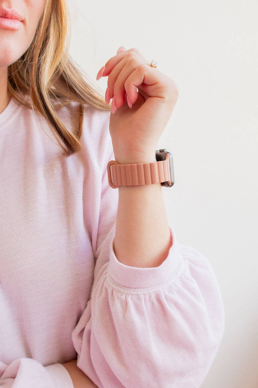 Blushing Apricot Magnetic Loop Watch Band