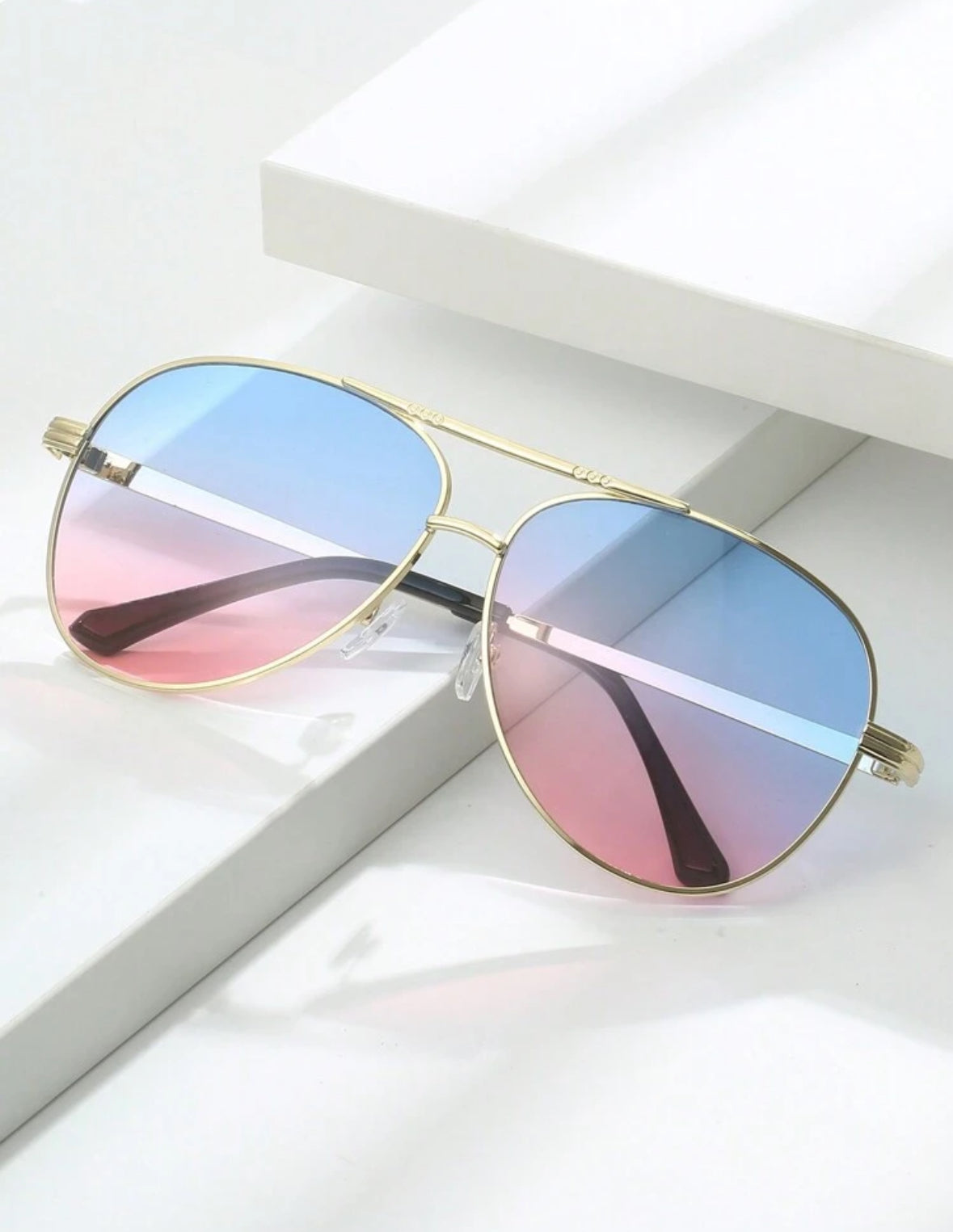 Metal Frame Aviator Sunglasses