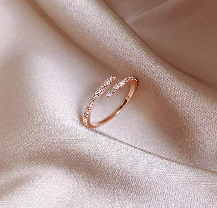 Diamond Chip Adjustable Ring