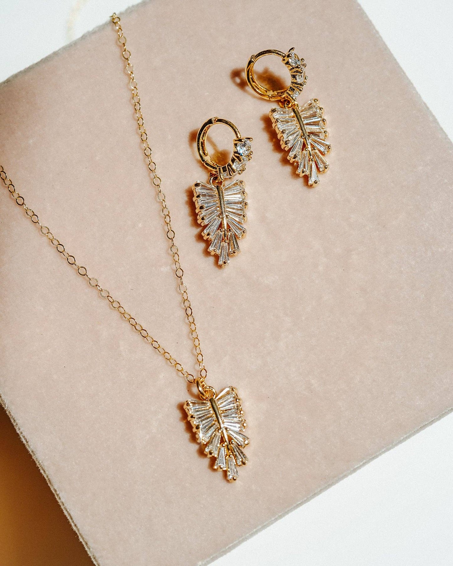 Beverly Leaf Earrings - Bridal