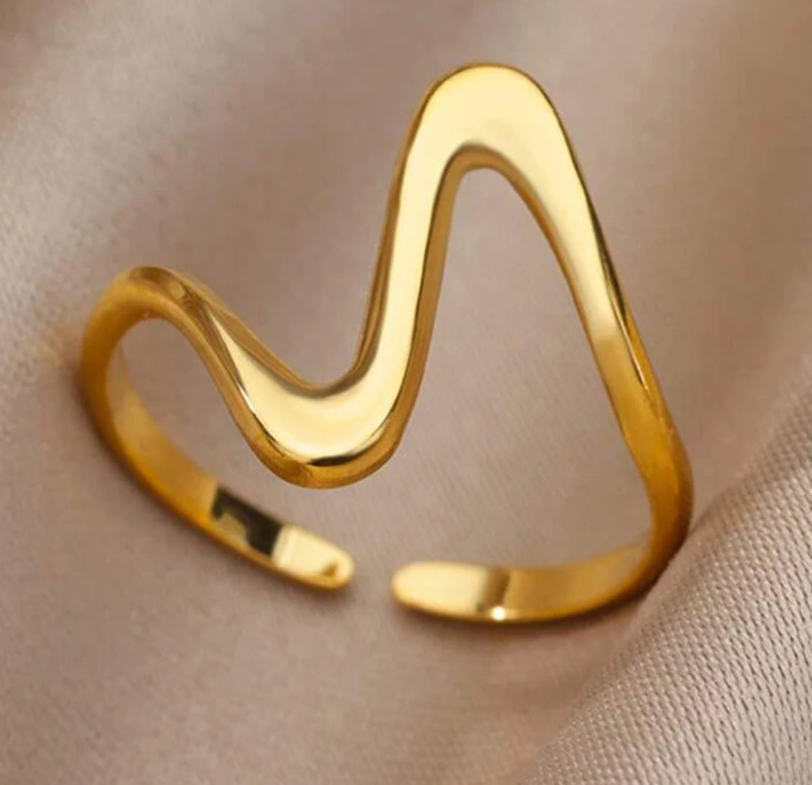Structured Cuff Ring