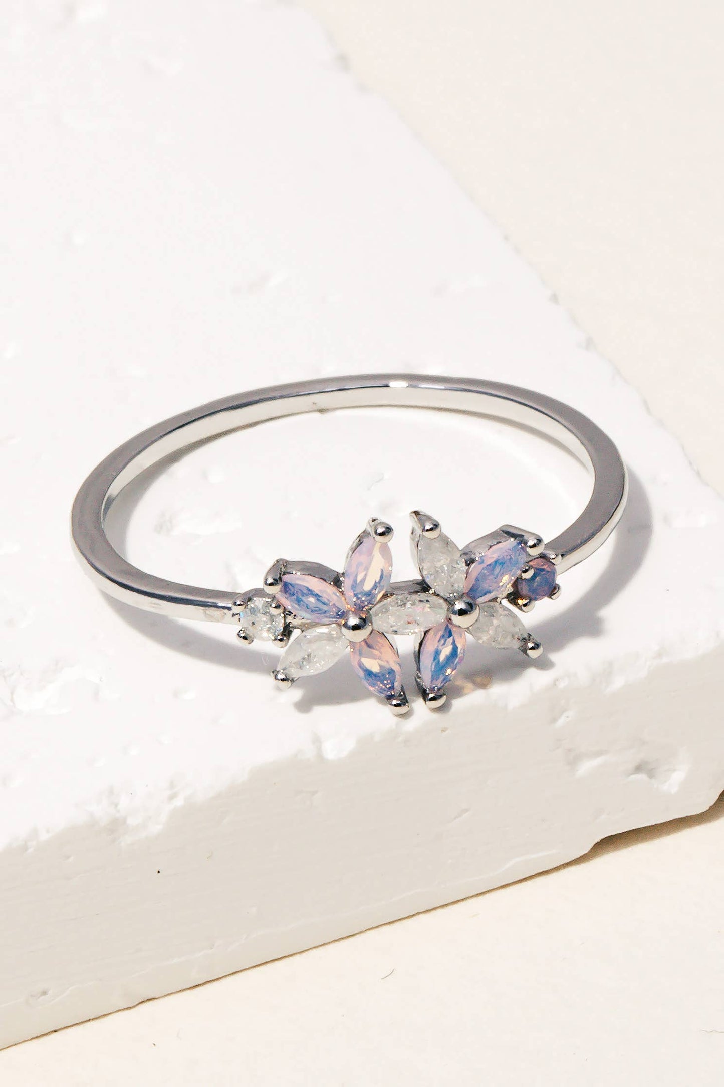 Double Flower Delicate Ring