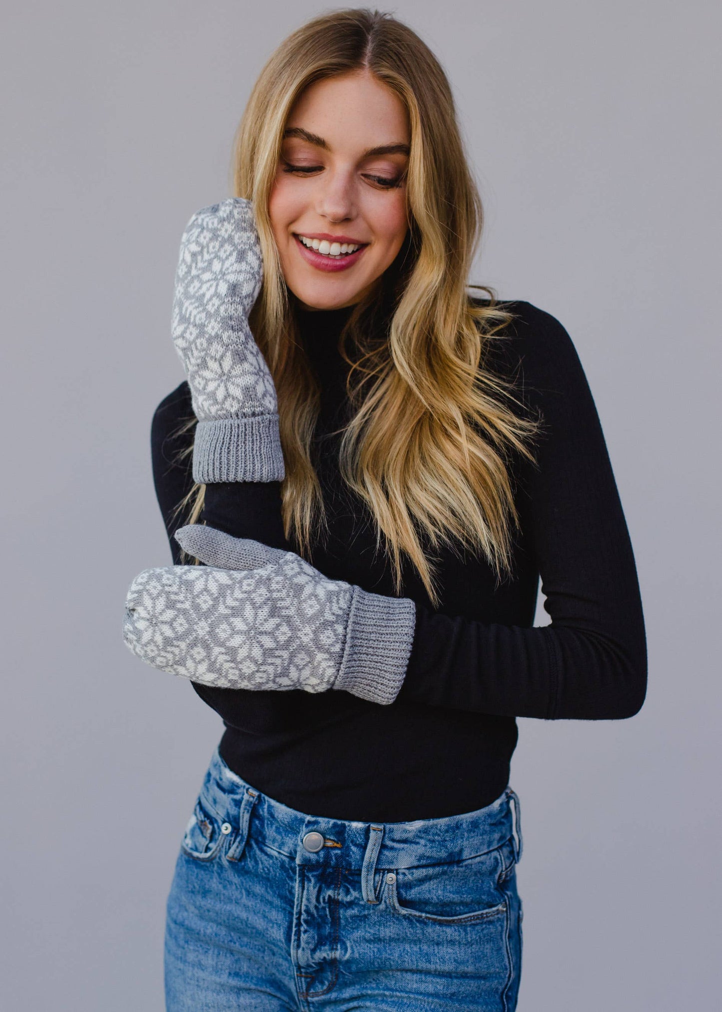 Gray & White Snowflake Knit Mittens