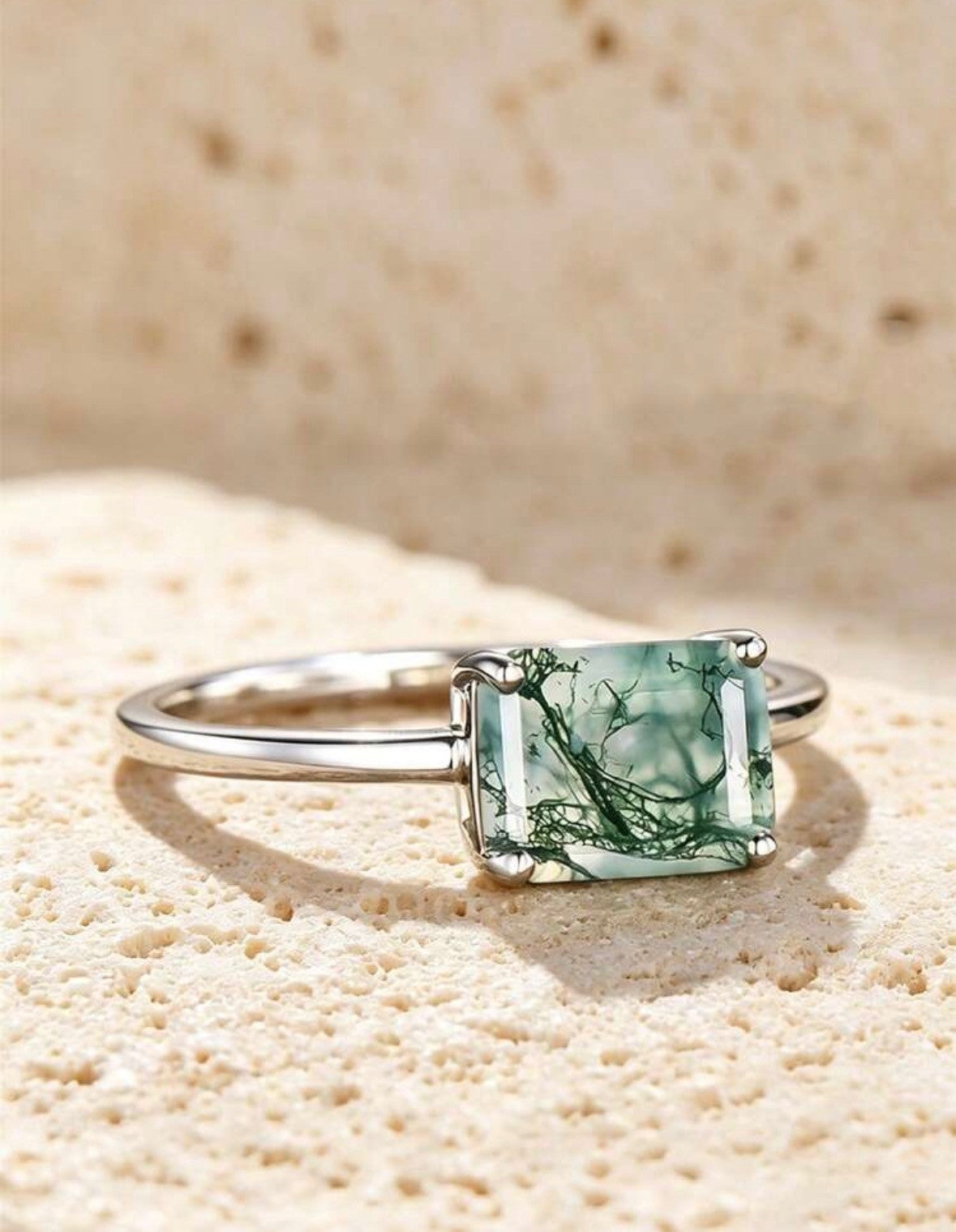 Elegant Sterling Silver Agate Ring