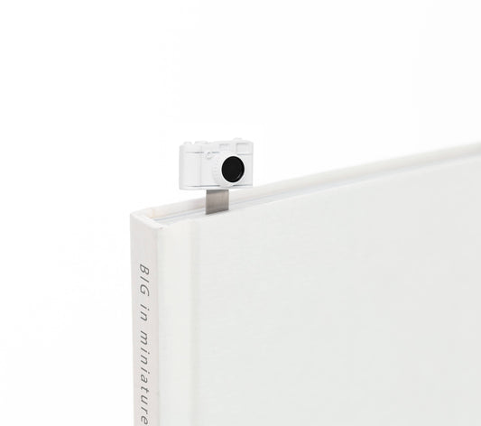 VINTAGE CAMERA BOOKMARK