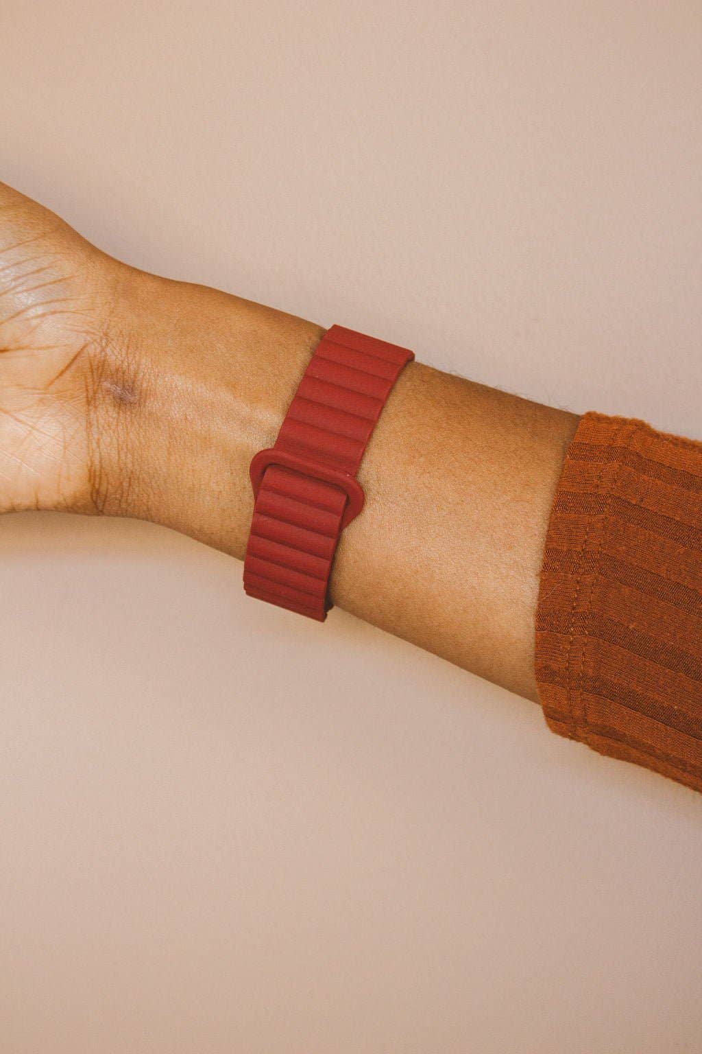 Deep Red Magnetic Loop Watch Band