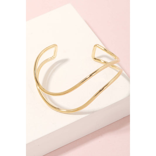 Wavy Metallic Wire Cuff Bracelet