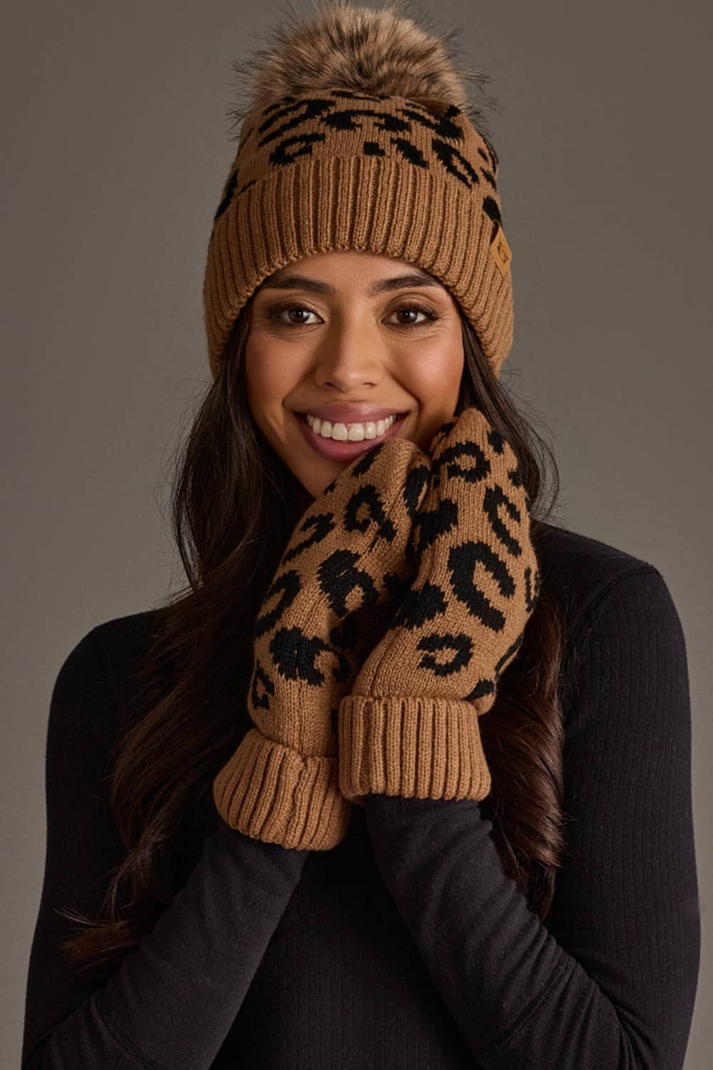 Camel Leopard Pattern Knit Mittens