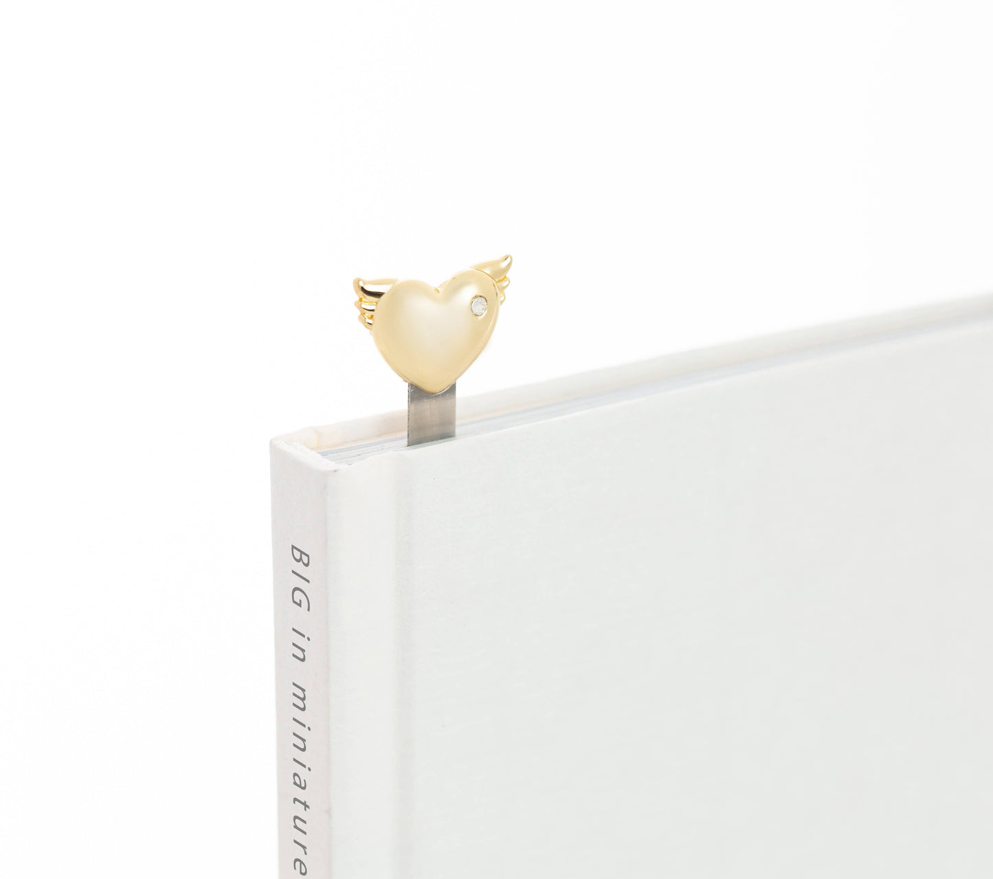 HEART (GOLDEN) BOOKMARK