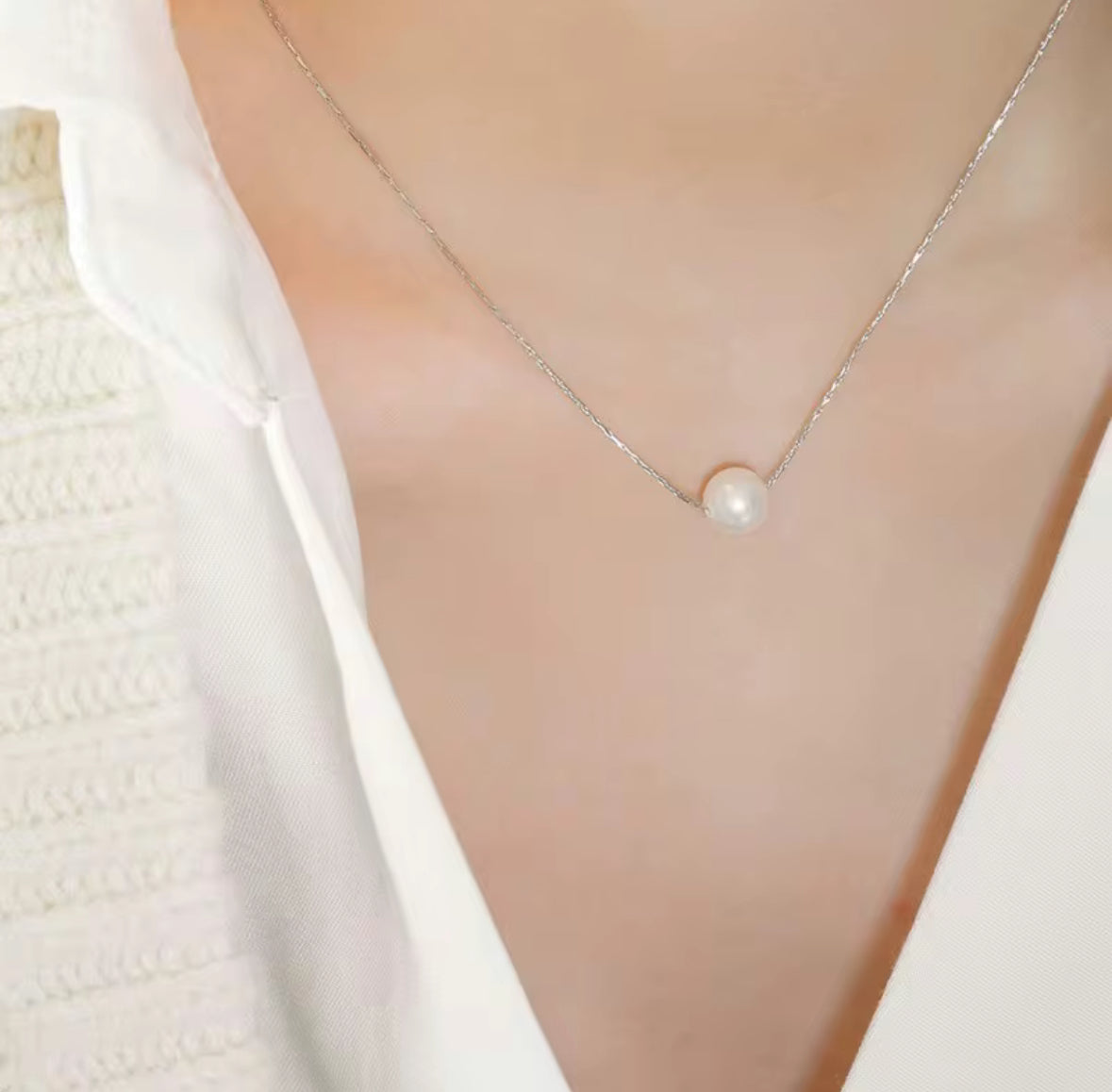 Timeless Pearl Pendant Necklace
