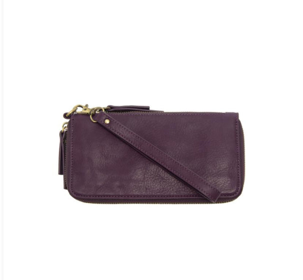 Chloe Zip Around Wallet/Wristlet