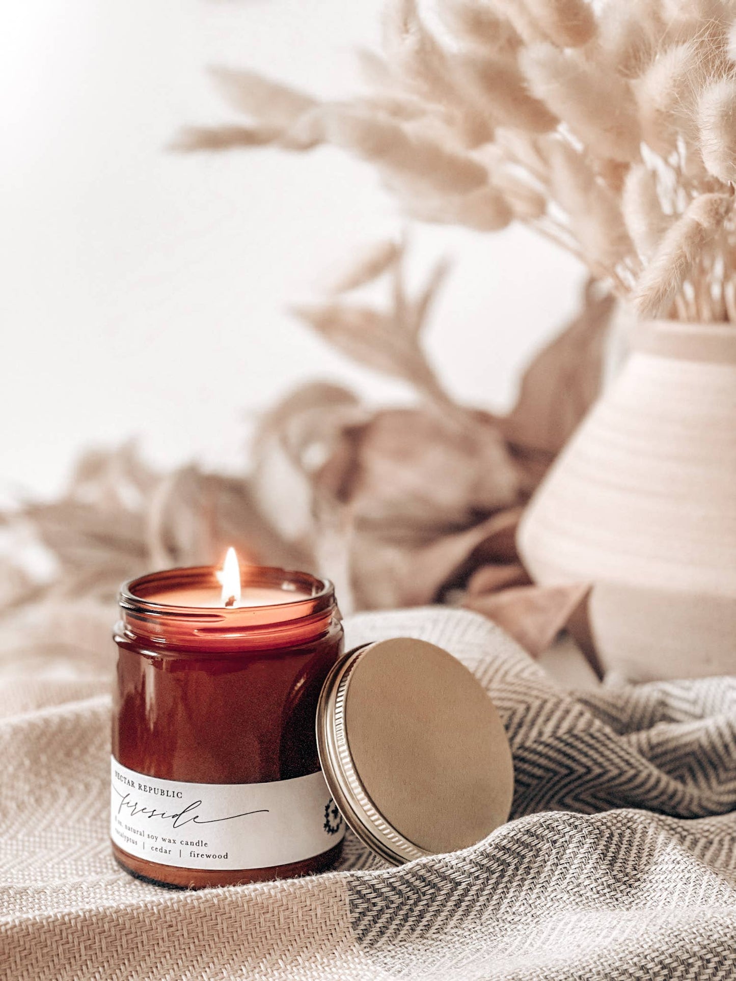 Fireside : Jar Soy Candle ( Seasonal Fall Winter )