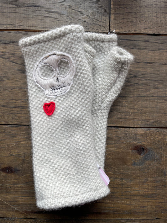 Hand Stitched Fingerless Gloves - Lt Grey/Skull