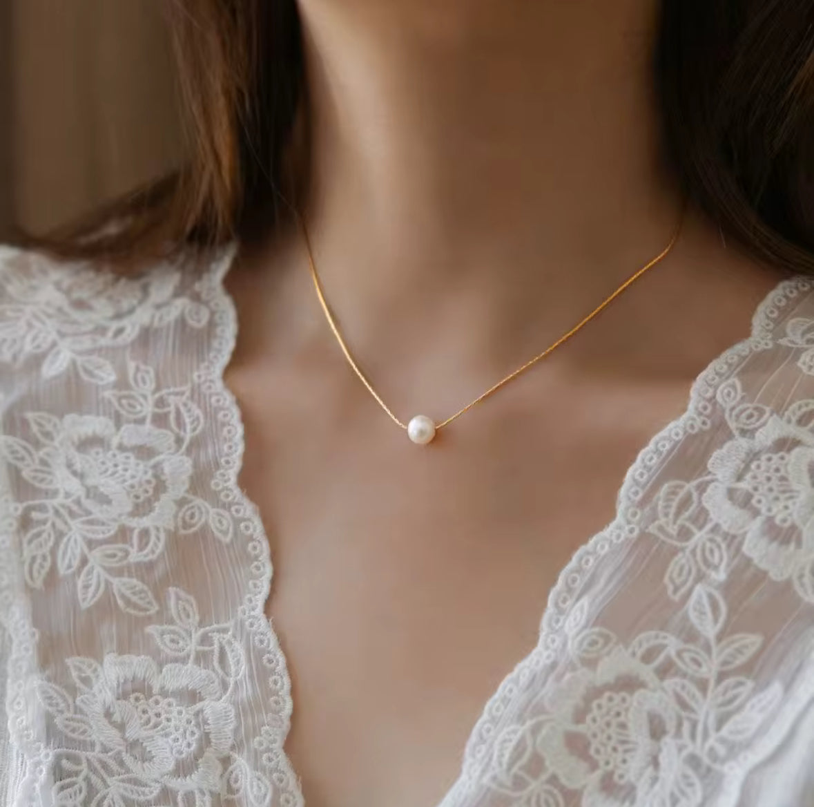Timeless Pearl Pendant Necklace