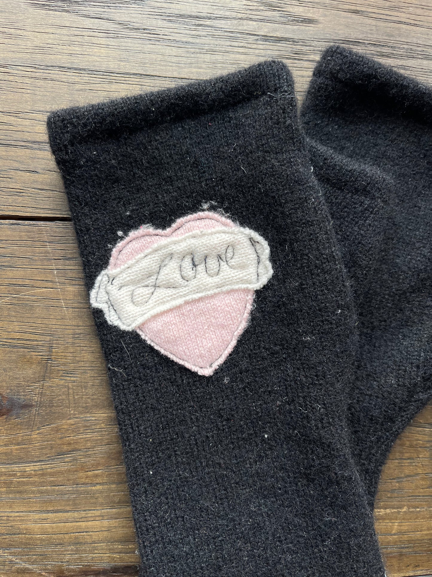 Hand Stitched Fingerless Gloves - Blk/Pink Love