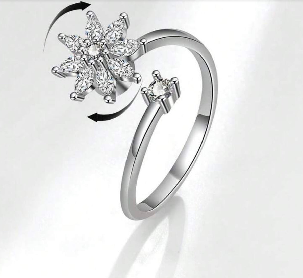 Silver Minimalist Flower Fidget Ring