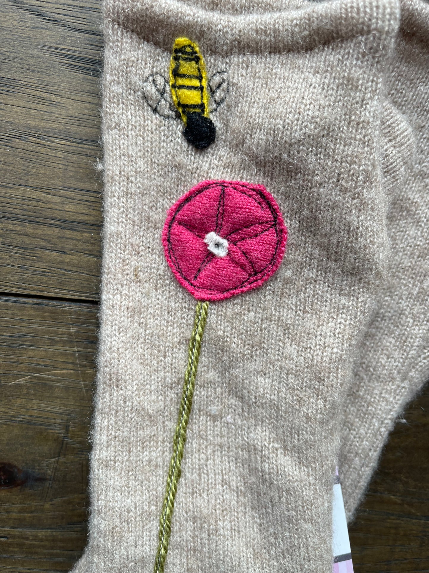 Hand Stitched Fingerless Gloves - Tan/Bee & Flower