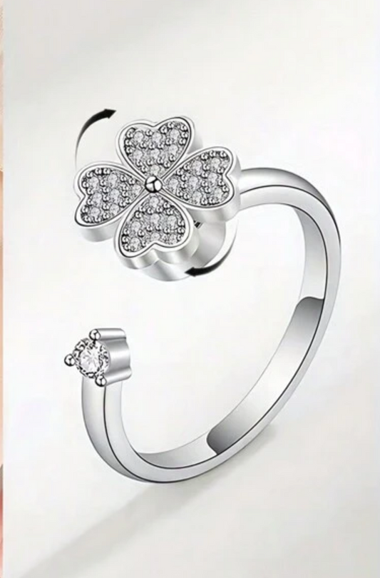 Four Leaf Clover Fidget Ring