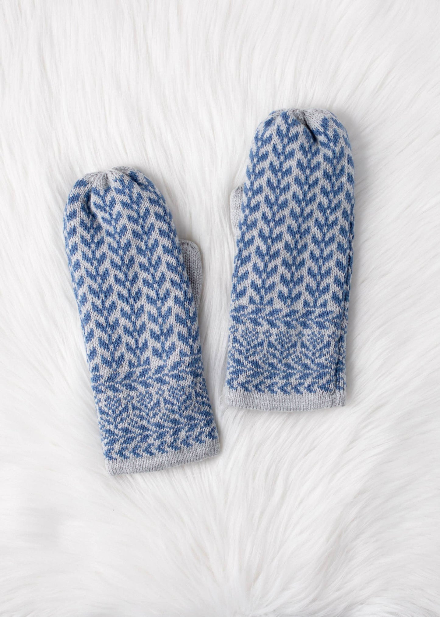 Blue & Lt. Gray Patterned Mittens