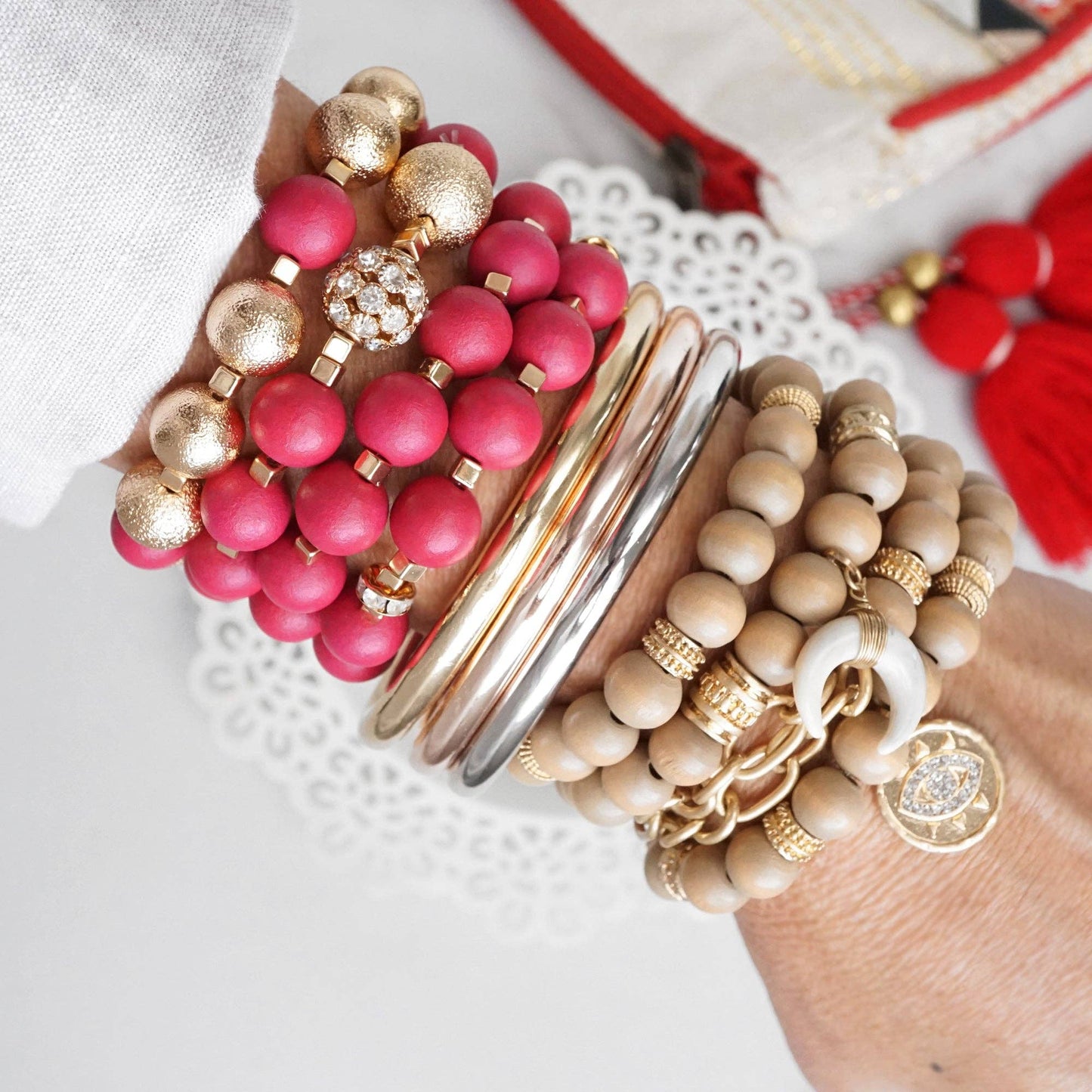 Individual x1 Beaded Wooden Pink Bracelet