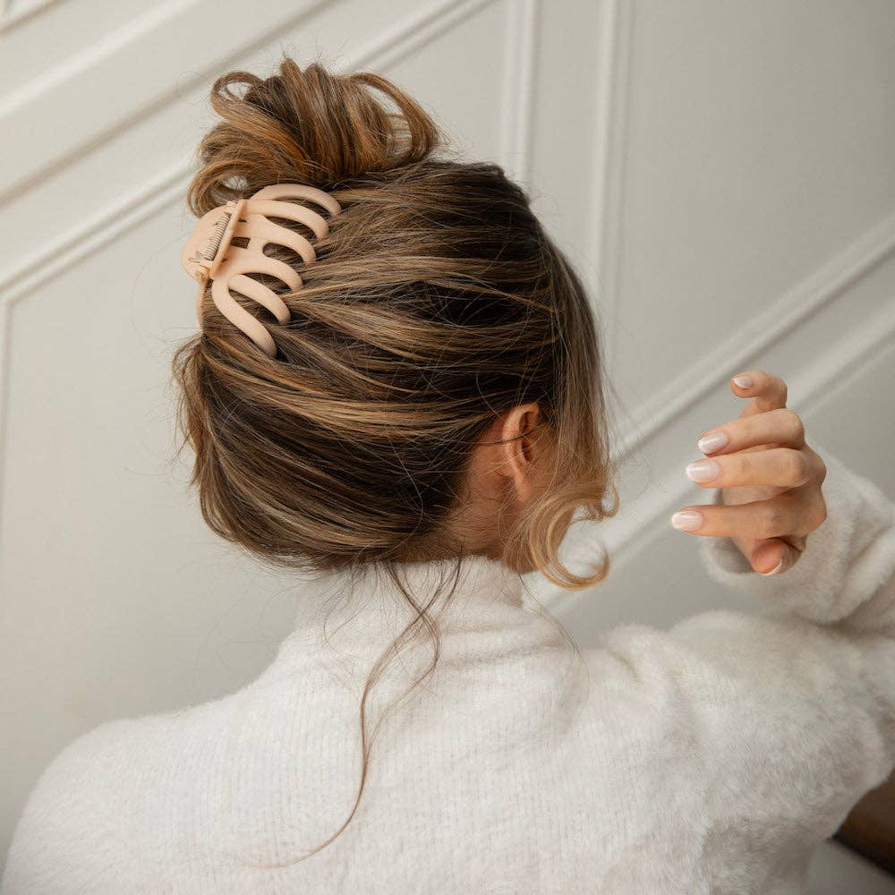 Extra Large Matte Claw Clip - Nude