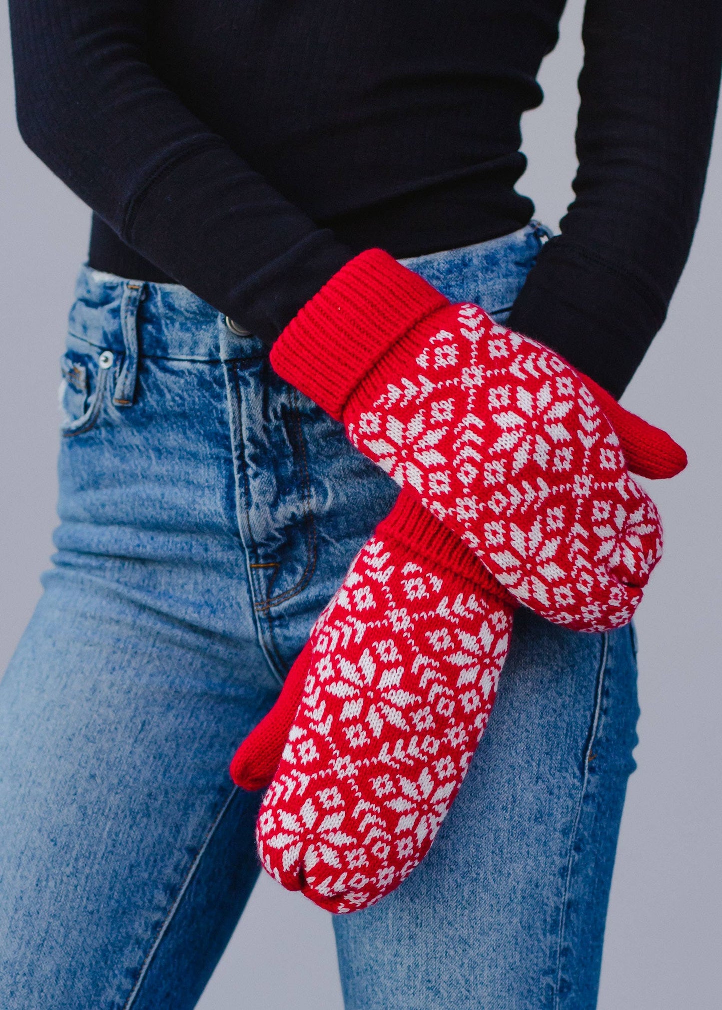 Red & White Snowflake Knit Mittens